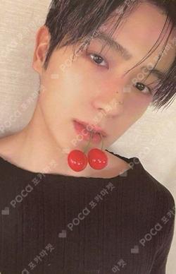 Unexpected hello82 Exclusive HYUNJAE photocard image