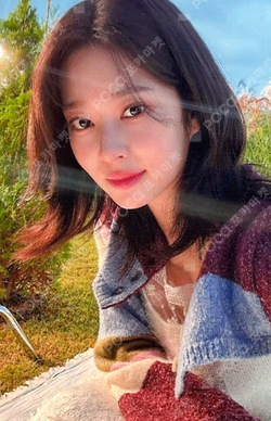 2024 SEASON's GREETINGS : Anywhere WITHMUU KIMMINJU photocard image
