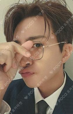 2025 SEASON’S GREETINGS [THE Classic] YOUNGJAE photocard image