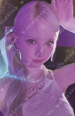 2025 VIVIZ WORLD TOUR [NEW LEGACY] in SEOUL TRADING CARD