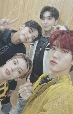WHAT’S GOIN’ ON APPLEMUSIC Unit photocard image