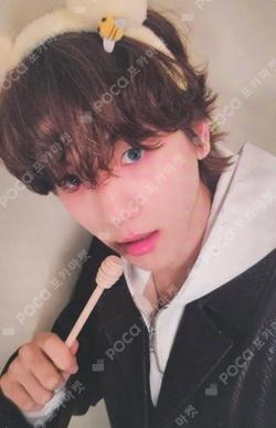 Essence of Reverie International Exclusive BAEKHYUN photocard image