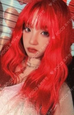 YUQ1 Europe Exclusive YUQI photocard image