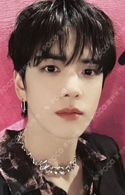 BE AWAKE hello82 Exclusive