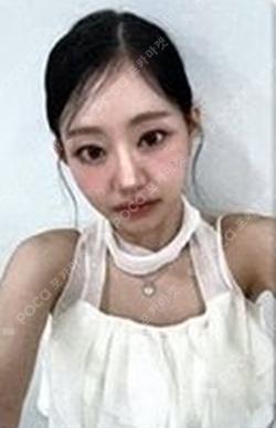 KISS OF LIFE Official Fancafe Event JULIE photocard image