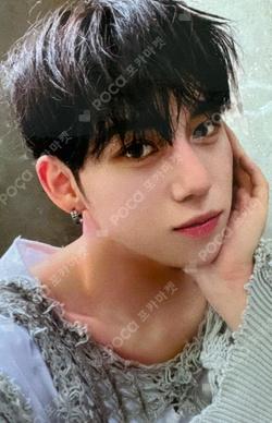 Villain : The End Blue Dream Media HWANGYUNSEONG photocard image