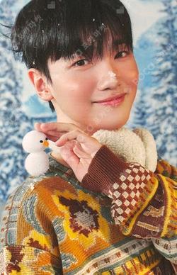 MUST HAVE NEMO Light ver. Kim Yeonkyu photocard image