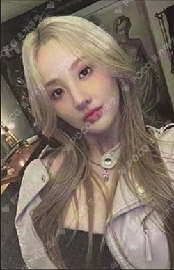 KISS OF LIFE BELLE photocard image