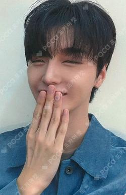 Weekend JUMP UP CHAJUNHO photocard image