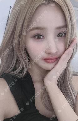 Midas Touch FLNK LUCKY DRAW BELLE photocard image