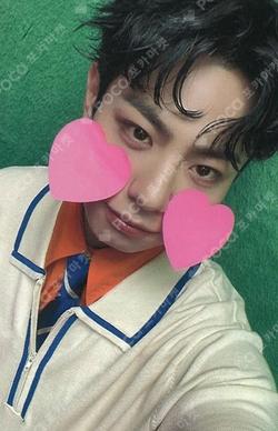 HOT MESS ITTA KEITA photocard image