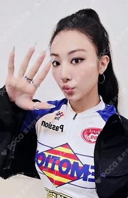 MY EYES OPEN VVIDE BROADCAST GAWON photocard image