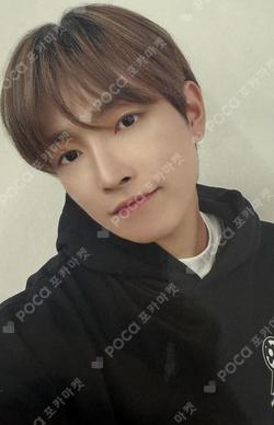 ATEEZ X Vandy The Pink 'Lemon Drop' Hoodie HONGJOONG photocard image