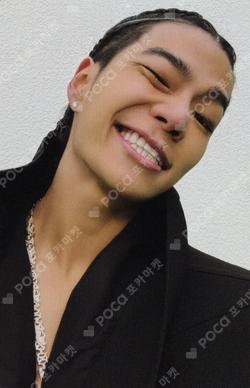 FAMOUS KTOWN4U TARZZAN photocard image