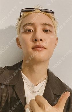BLISS POP-UP STORE OBJECT KEYRING D.O. photocard image