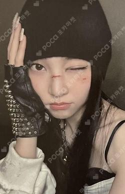 FAMOUS FAMOUS ver. YOUNGSEO photocard image