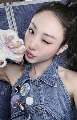 MY EYES OPEN VVIDE EVERLINE LUCKY DRAW GAWON photocard image