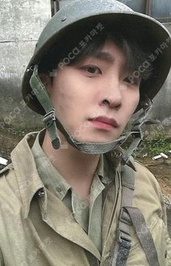 Do It Blue Ver. YOUNGJAE photocard image
