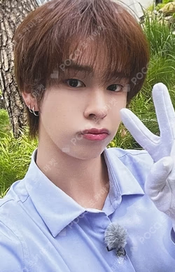 Dare to Crave WITHMUU SERIM photocard image