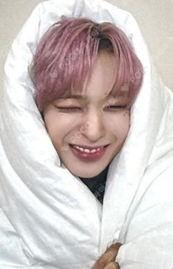 O-RLY? MAKESTAR TOMOYA photocard image