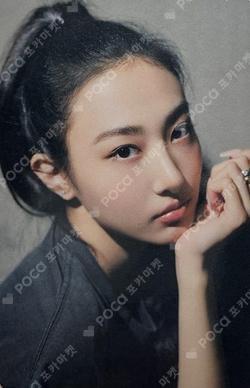 Dance Practice MEOVV Official Webstore GAWON photocard image