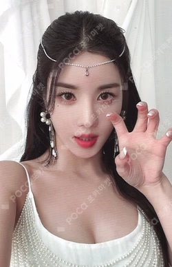 2022 KWON EUN BI 2nd CONCERT Next Door PHOTOCARD SET