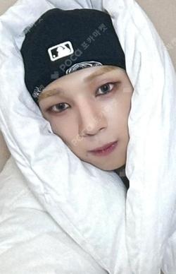 O-RLY? MAKESTAR SO GEON photocard image