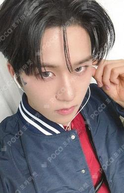 Butterfly Mubeat JunWoo photocard image