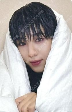 O-RLY? MAKESTAR HYUI photocard image