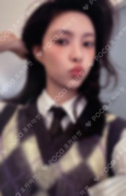 bomb KTOWN4U LUCKY DRAW YUNAH photocard image