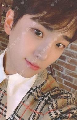 Pump It Up A ver. BaeSeungMin photocard image