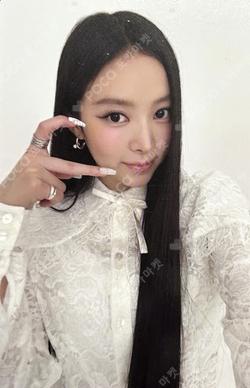MY EYES OPEN VVIDE Walmart Exclusive NARIN photocard image