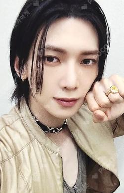 ATEEZ YEOSANG photocard image