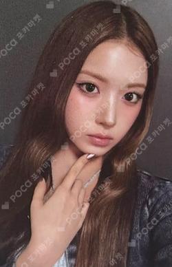 GUESS X NMIXX POP-UP STORE JIWOO photocard image
