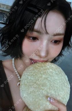 THIS IS FOR BROADCAST MOMO photocard image