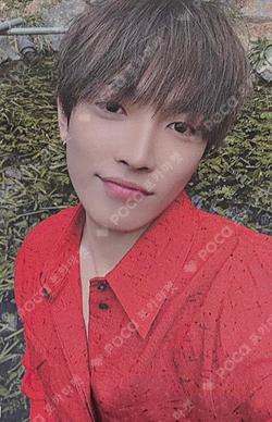 Billboard Artist : ATEEZ Edition KQ SHOP HONGJOONG photocard image
