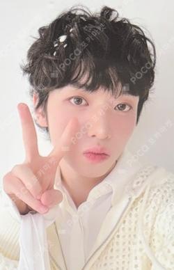 road𝓨 3RD MEMBERSHIP KIT YUJUN photocard image