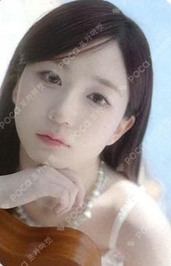NMIXX 1ST FAN MEETING 'NSWER VACATION' TRADING CARD