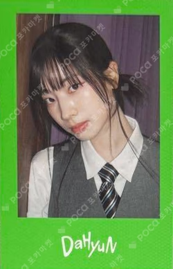 THIS IS FOR POLAROID ver. FOR ver. DAHYUN photocard image