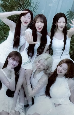 NMIXX 1ST FAN MEETING 'NSWER VACATION' TRADING CARD