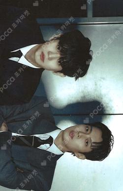 From Real to Surreal Platform ver. REAL A VER. Unit photocard image