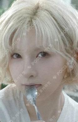 NMIXX 1ST FAN MEETING 'NSWER VACATION' TRADING CARD BAE photocard image