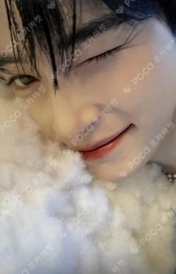 BLUE PARADISE POP-UP STORE IN SHANGHAI REWARD SUNG HANBIN photocard image