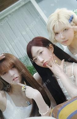 NMIXX 1ST FAN MEETING 'NSWER VACATION' TRADING CARD Unit photocard image