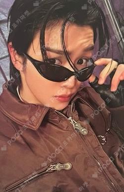 ODYSSEY Target Exclusive SUNGCHAN photocard image