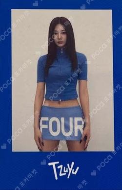 THIS IS FOR POLAROID ver. THIS ver. TZUYU photocard image