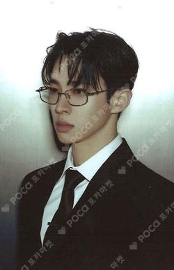 From Real to Surreal Platform ver. REAL A VER. LEE GI KWANG photocard image
