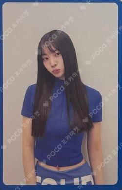 THIS IS FOR THIS ver. DAHYUN photocard image