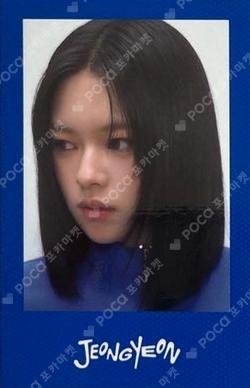THIS IS FOR POLAROID ver. THIS ver. JEONGYEON photocard image