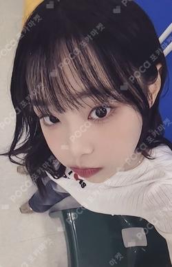 Only cry in the rain BROADCAST Chuu photocard image